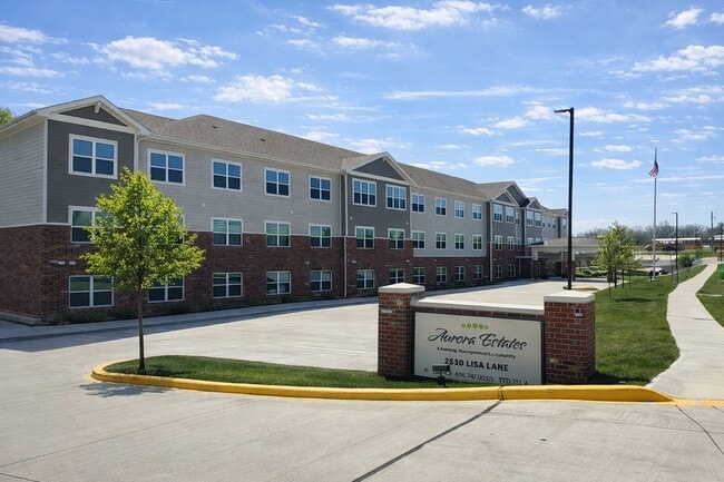 Building Photo - 2630 Lisa Ln