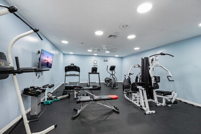 Building Photo - 3540 S Ocean Blvd