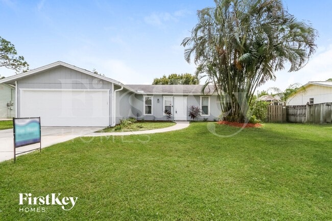 Building Photo - 462 SE Streamlet Ave