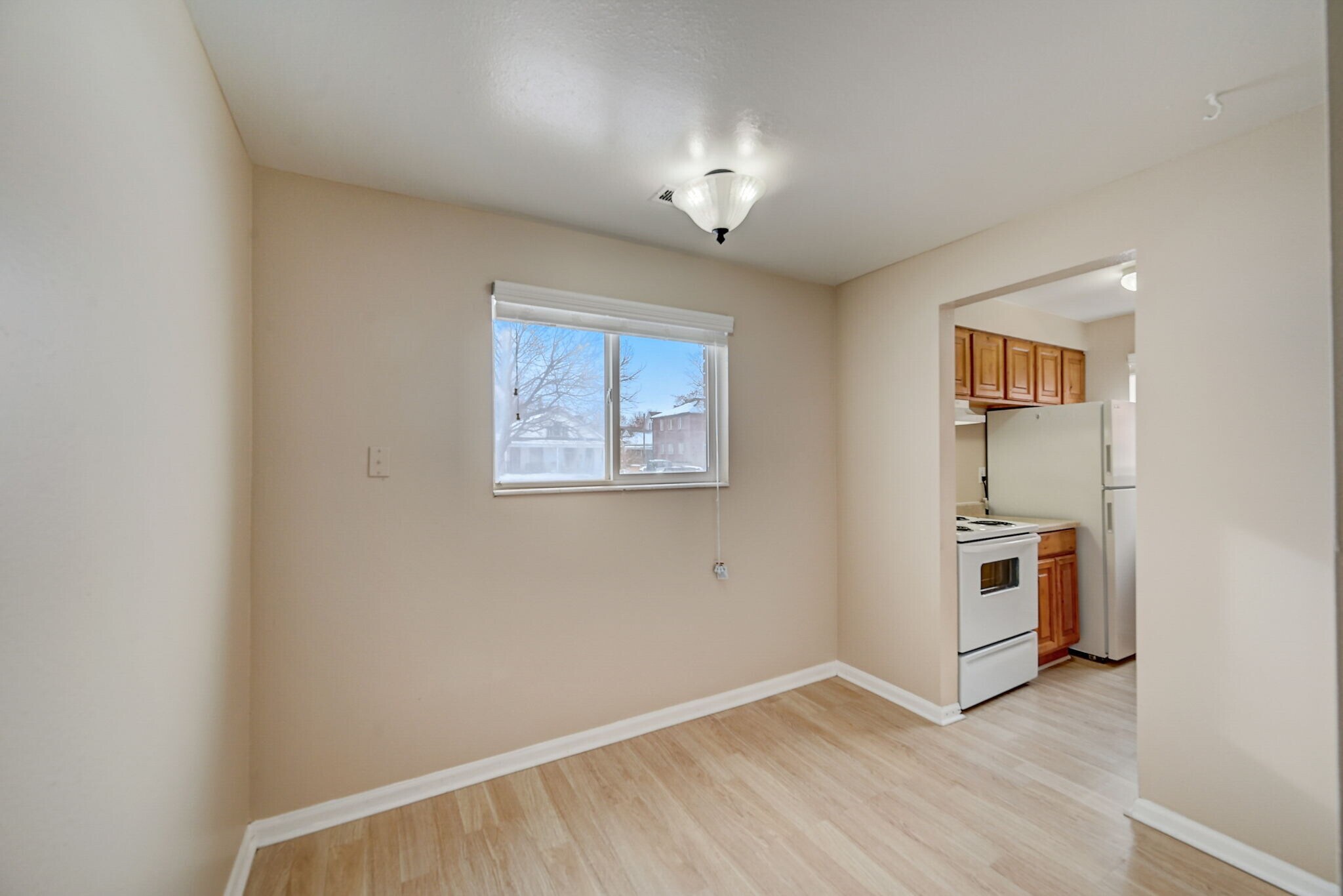 Dinning Area - 158 W 300 N