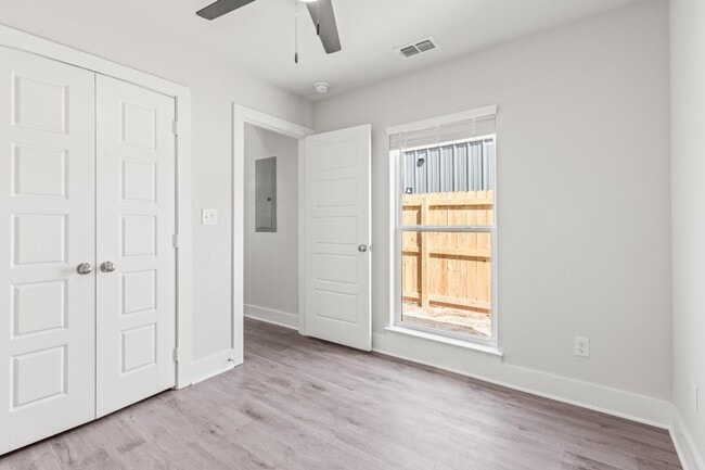 Building Photo - 20048 County Rd 4118