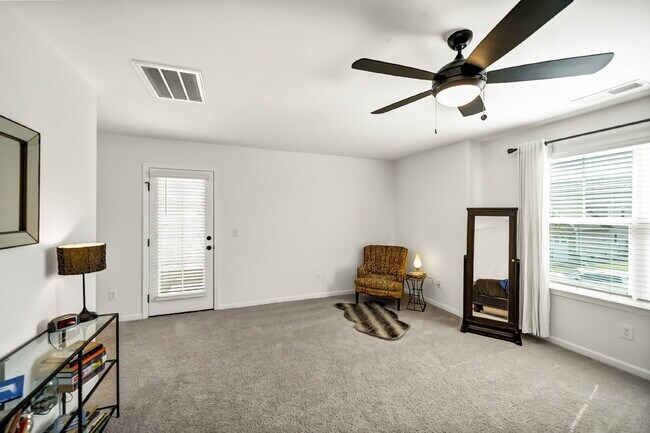 Building Photo - 4BR Home in Blythewood | Fenced Yard & 2-Car Garage