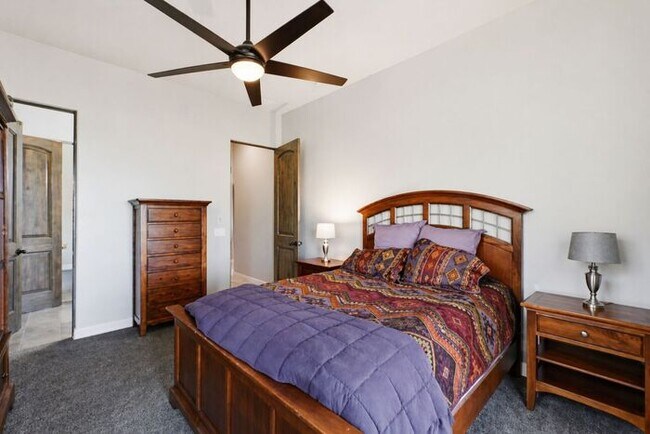 Building Photo - 5405 N Houghton Rd