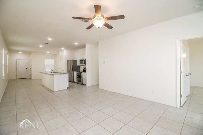 Building Photo - 35494 W San Capistrano Ave