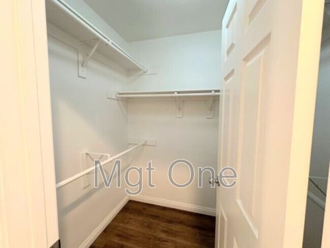 Building Photo - 3735 Coleville Cir
