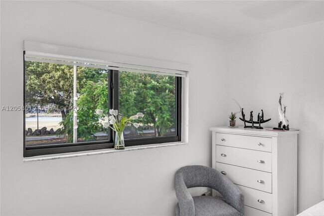 Building Photo - 6201 SW 138th Ct