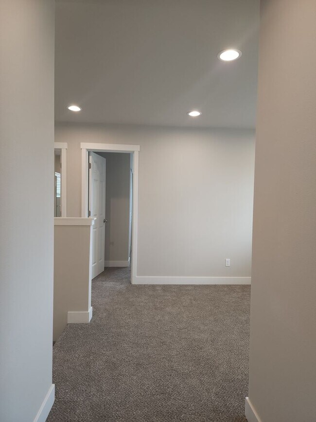 Building Photo - Yelm Creek Estates, New Construction 4 Bedroom, 2.75 Bathroom with Den