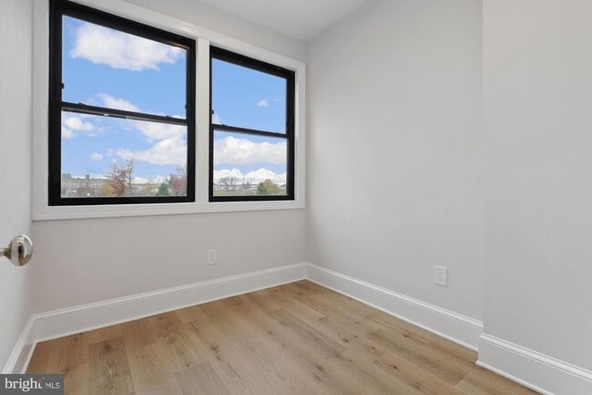 Building Photo - 3728 9th St NW