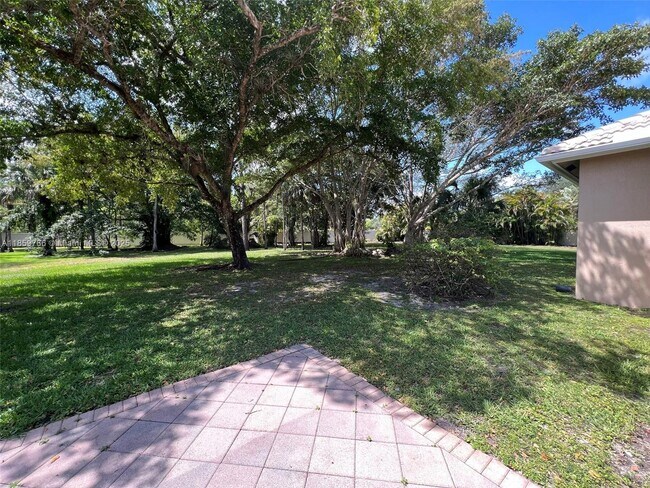 Building Photo - 8160 NW 47th Dr