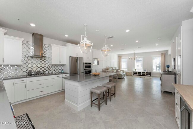 Building Photo - 105 Spring Tide Wy