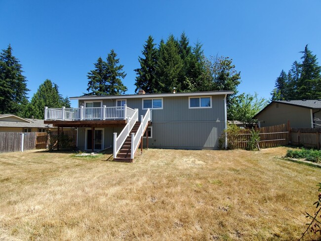 Building Photo - 3 Bed, 1.75 bath Home in Port Orchard