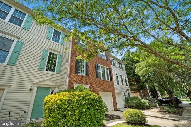 Building Photo - 43459 Laidlow St