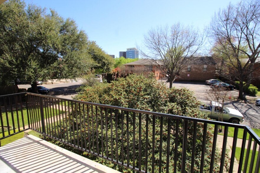 Front Balcony View - 4211 Newton Ave