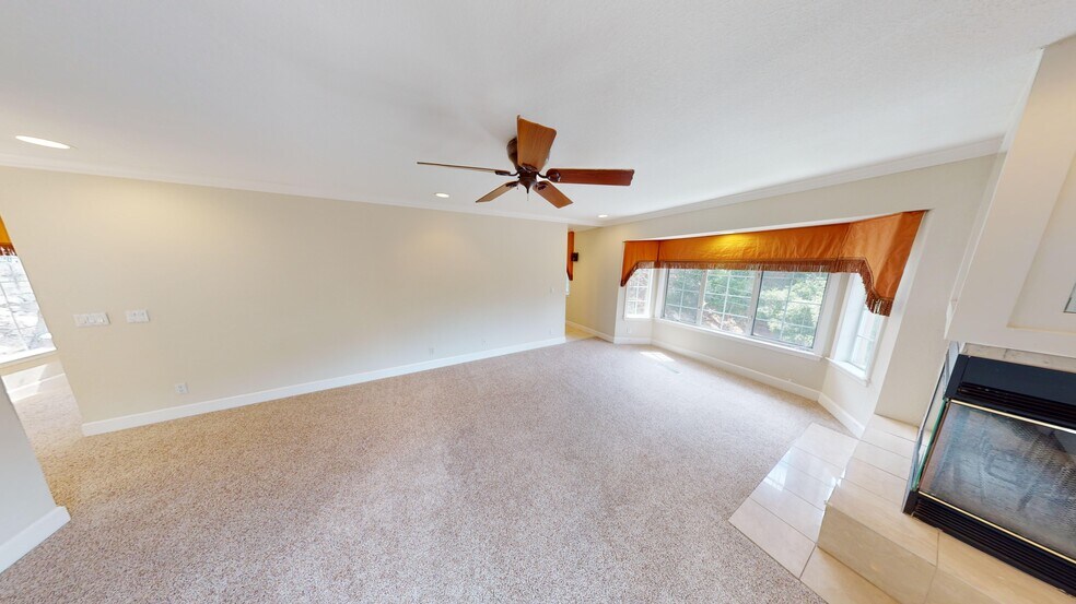 Building Photo - 3040 San Juan Blvd