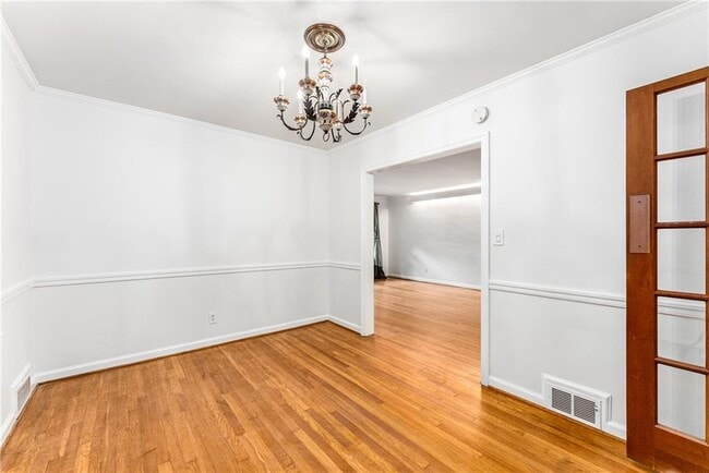 Building Photo - 1469 Clairmont Rd
