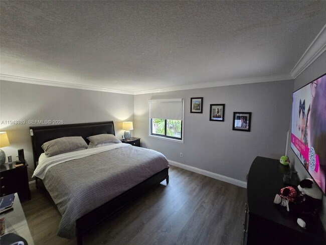 Building Photo - 7753 SW 102nd Pl