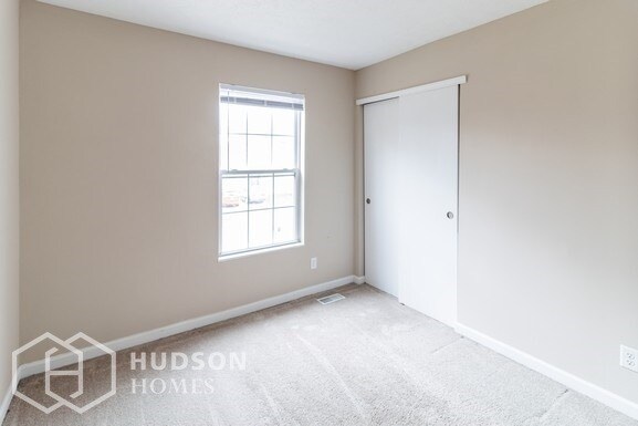 Building Photo - 1066 Esther Dr