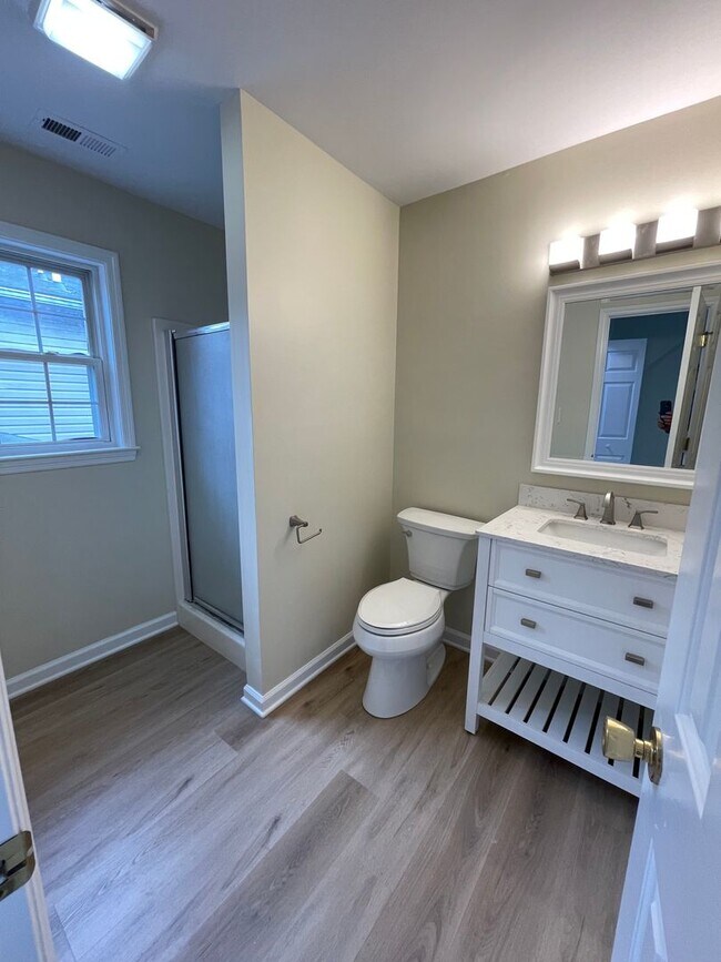 Building Photo - Incredible, newly renovated 3 br 3.5 ba Ca...