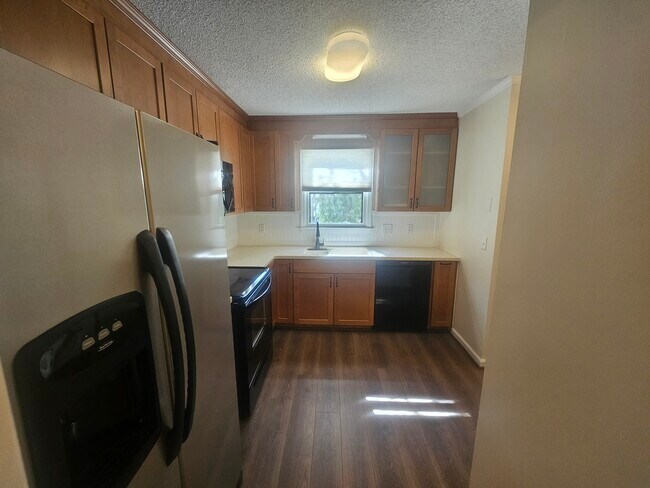 Building Photo - 103B Sunningdale