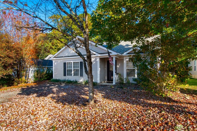 Building Photo - ***PEDNING*** Charming Ranch Home in Apex ...