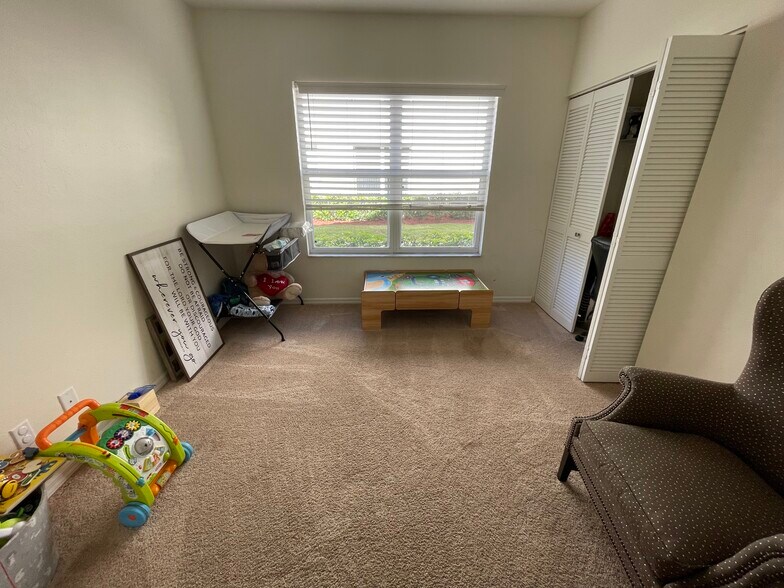 Building Photo - 328 Bradstrom Cir