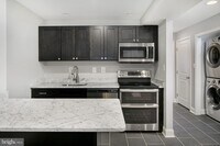 Building Photo - 225 Channing St NE