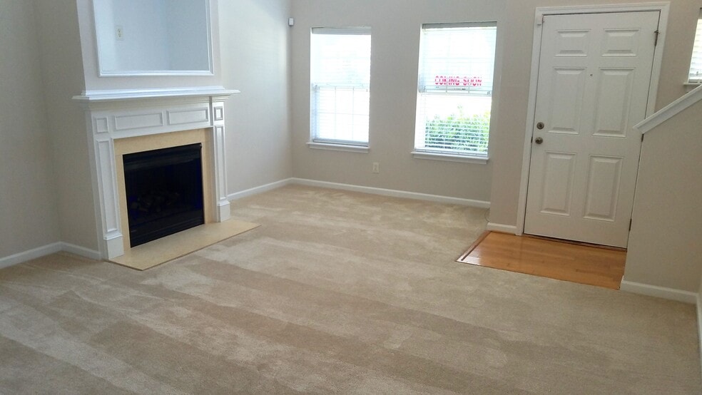 Family room - 1118 Constitution Park Blvd