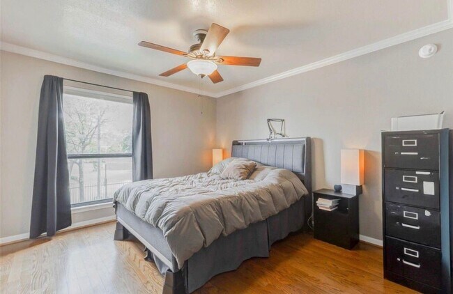 Building Photo - 101 Stratford St