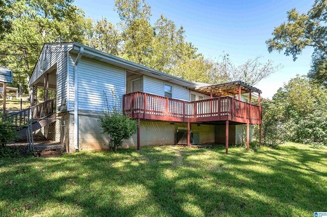 Building Photo - 1301 27th Ave N