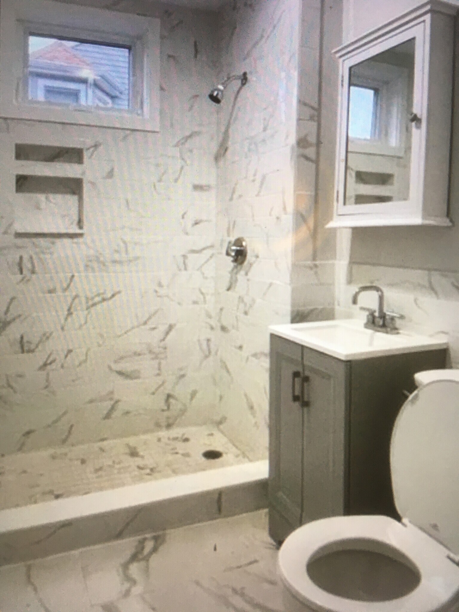 Building Photo - 98 Forest Hills St