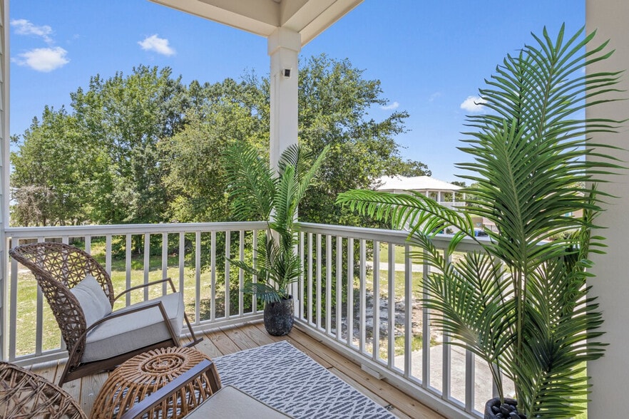 Building Photo - 1472 Georgia Pl