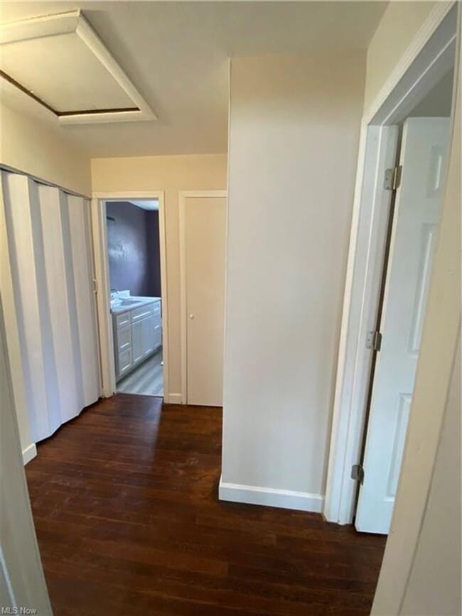 Building Photo - Renovated 3 Bedroom Home with 2 Full Baths