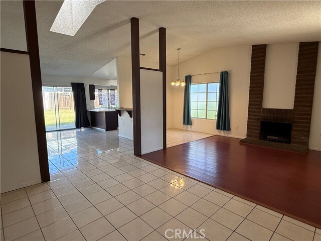 Building Photo - 23850 Suncrest Ave