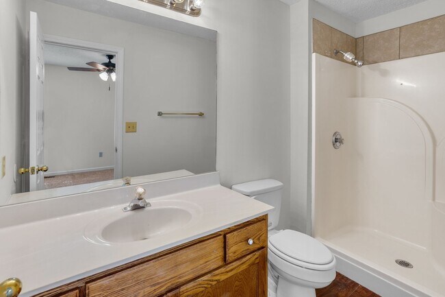 Building Photo - 4401-4403-4403 Cheryl Ct