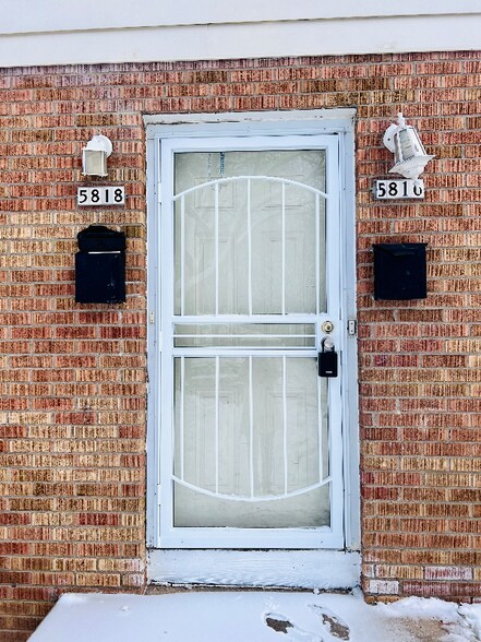 Primary Photo - 5816 N 62nd St