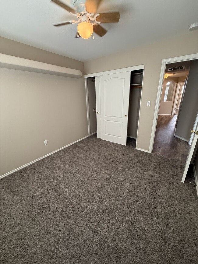 Building Photo - 2526 Tuscan Hills Ln