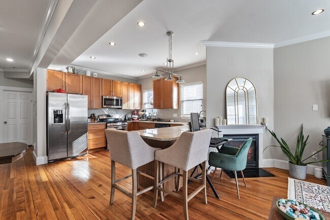 Building Photo - 200 Emerson St