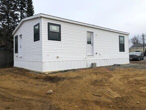 Building Photo - 69 Manchester St