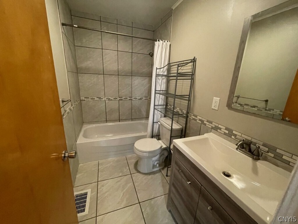 Bathroom, view 1 - 109 Lansdale Rd