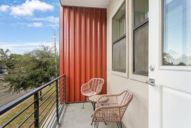 Building Photo - 3737 Bienville Ave