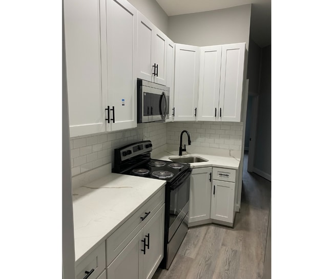 Building Photo - 837 N Fulton Ave