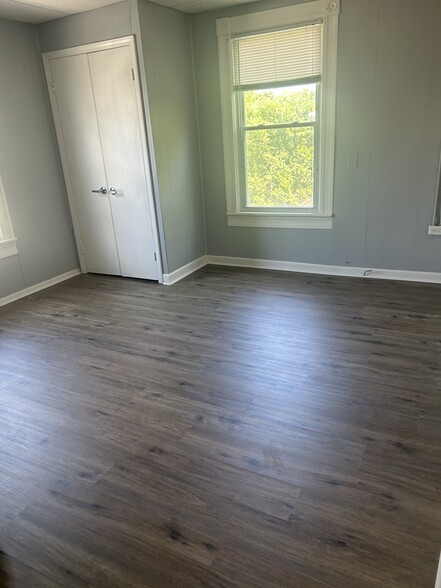 Bedroom - 346 Day Ave SW