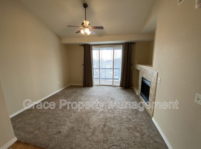 Building Photo - 804 Summer Hawk Dr