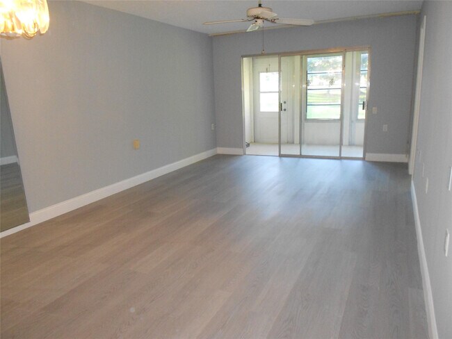 Building Photo - 2602 Nassau Bend