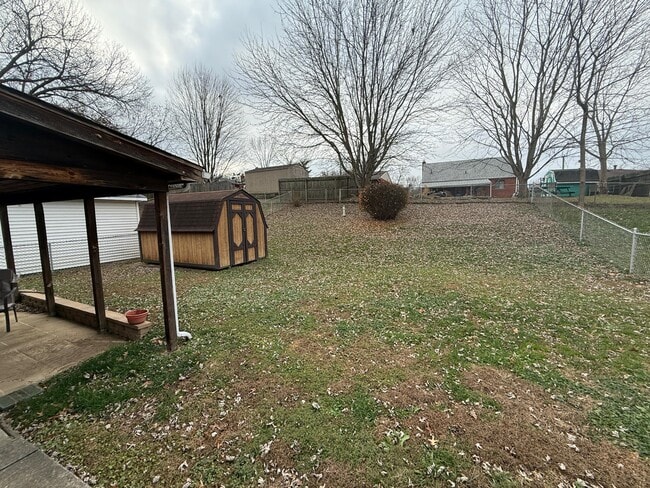 Building Photo - 7147 Bluecrest Dr