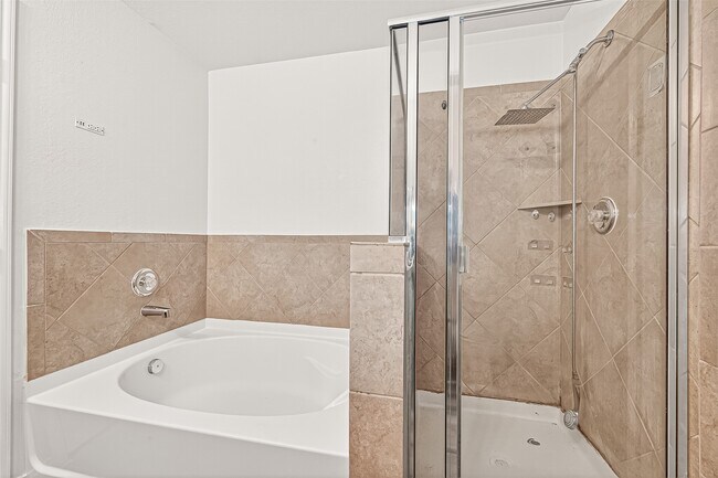 Building Photo - 2030 Stonework Ln