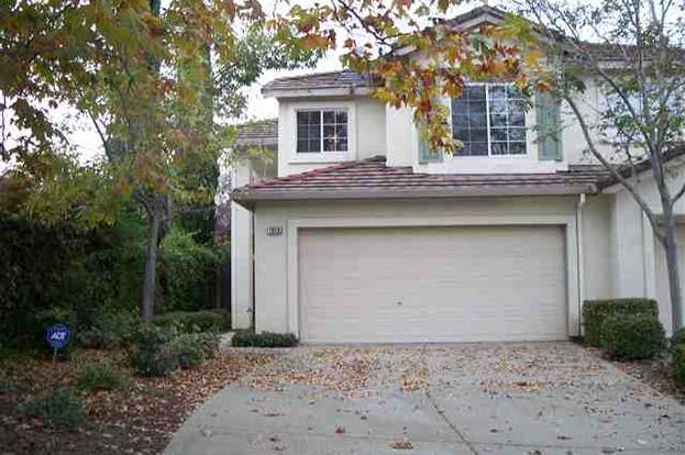 Building Photo - 1810 Gardenia Ct