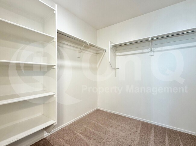 Building Photo - 2635 W Bowker St