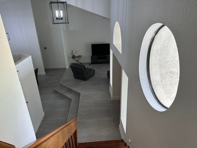 Building Photo - 4 Bedroom 3 Bathroom in Winter Haven