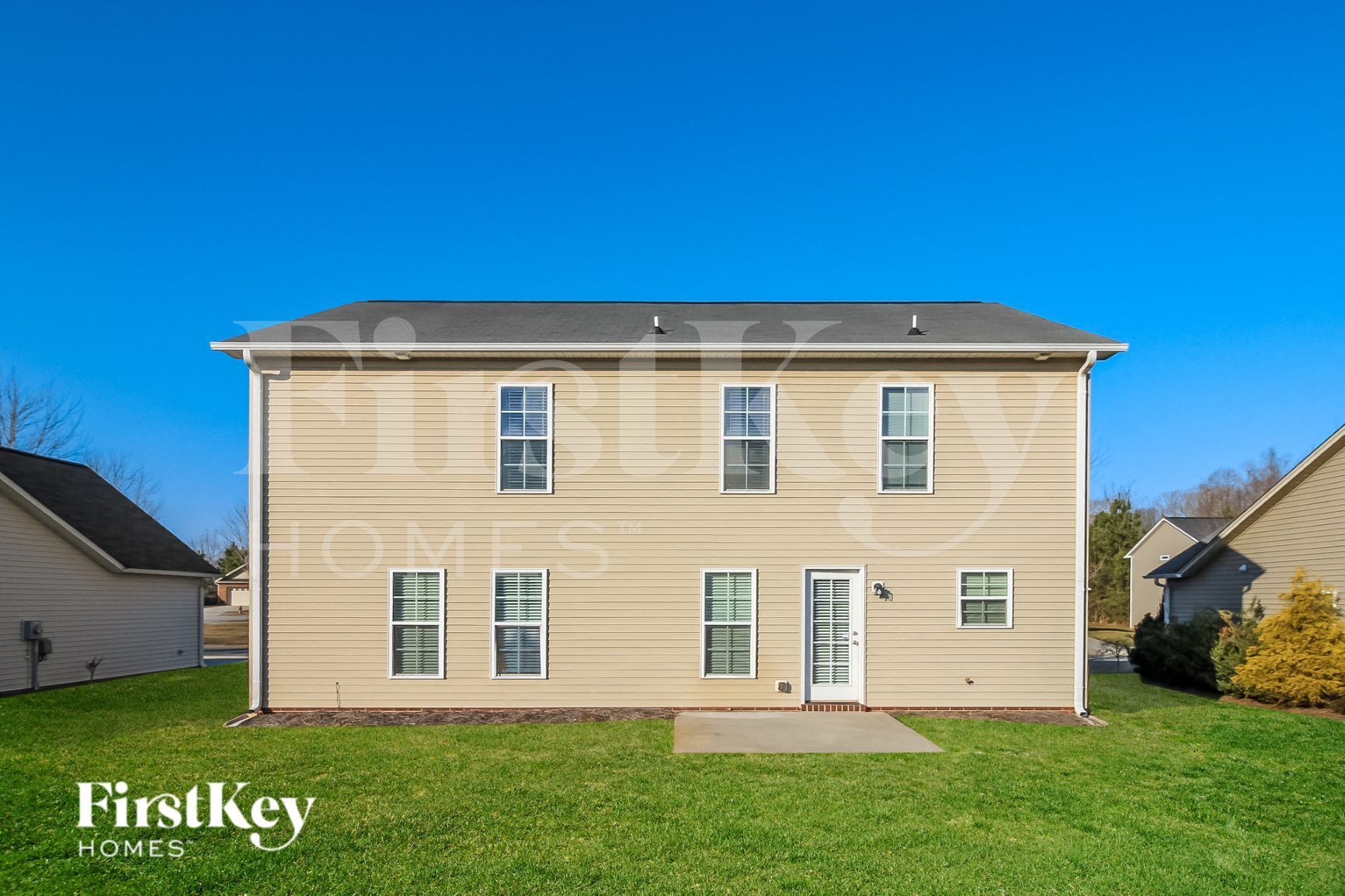 Building Photo - 1686 Crestlawn Tl